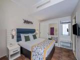 Volendam House