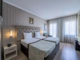 Standard Double room with land view
