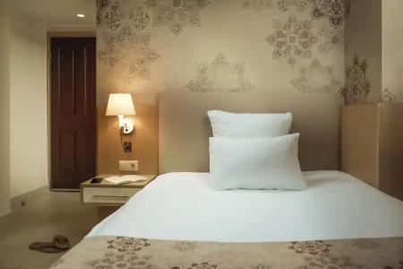 ROBINSON CAMYUVA - Adults only - 119