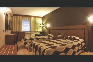 Susuzlu Hotel, Izmir
