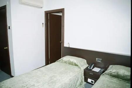 Residence - 6