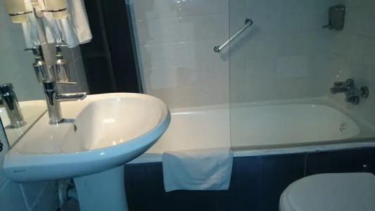 Residence - 8