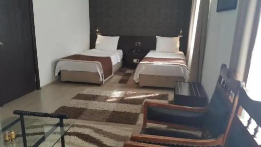 Residence - 33
