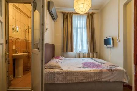 Erenler & HosTeL - 24