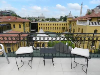 Berk Guest House - Grandma's House - 20