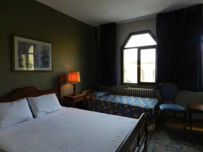 Berk Guest House - Grandma's House - 1