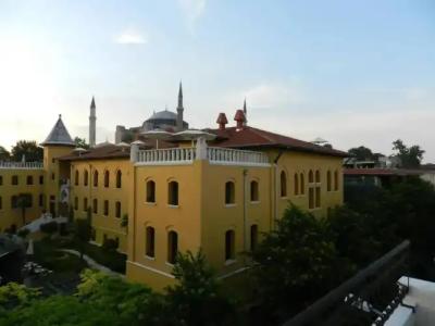 Berk Guest House - Grandma's House - 23