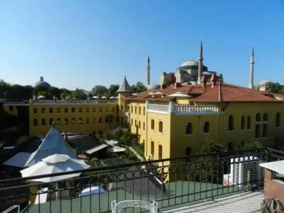 Berk Guest House - Grandma's House - 27