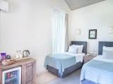 2 Bedrooms Chalet
