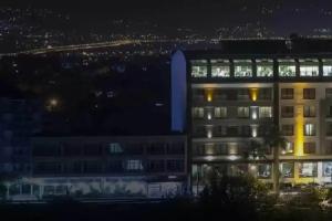 Grand Bogazici Hotel, Harbiyah