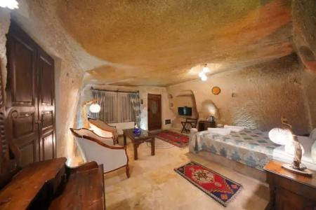 Shoestring Cave House - 236