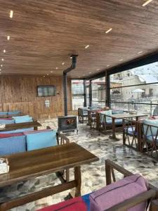 Elite Cave Suites - 42