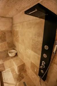 Elite Cave Suites - 21