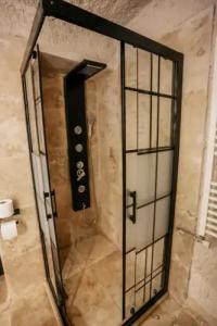 Elite Cave Suites - 31