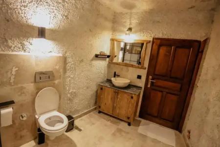 Elite Cave Suites - 90