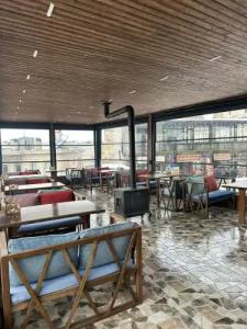 Elite Cave Suites - 30