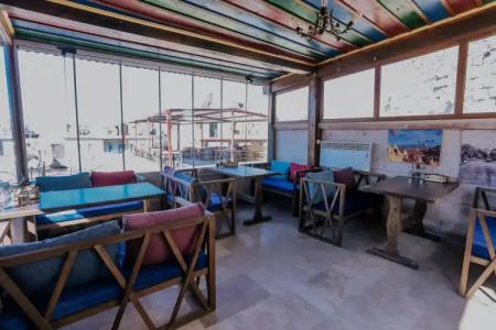 Elite Cave Suites - 24