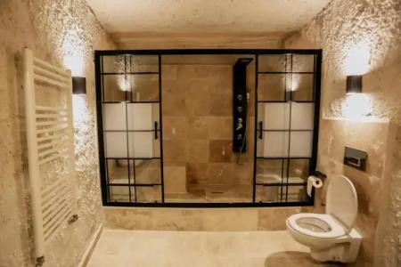 Elite Cave Suites - 14