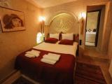Deluxe Double Cave Suite