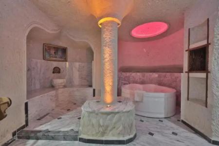 Local Cave House - 131