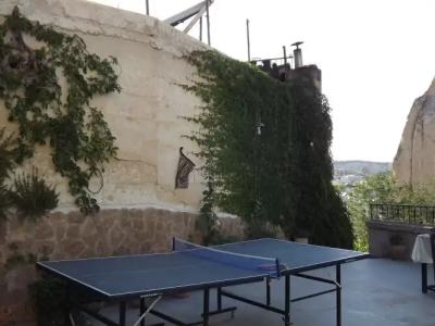 Local Cave House - 20