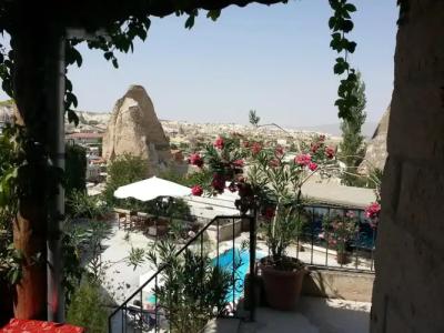 Local Cave House - 24