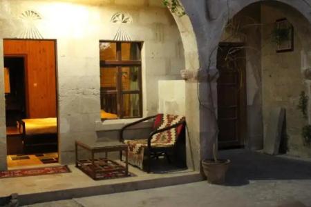 Local Cave House - 103