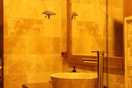 Local Cave House - 8