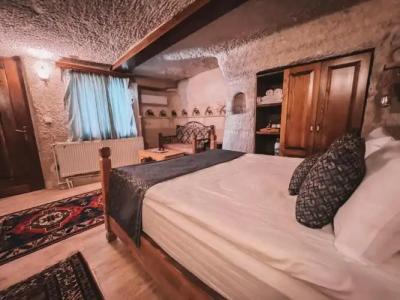 Local Cave House - 88