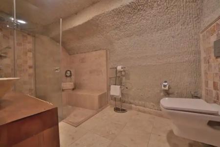 Local Cave House - 114