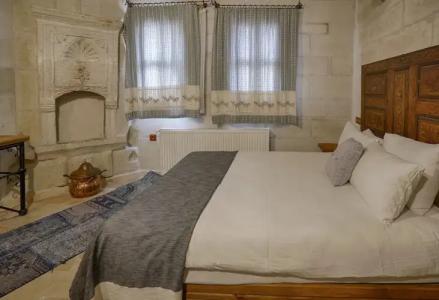 Henna-Adults Only - 103