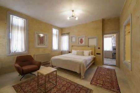 Henna-Adults Only - 255