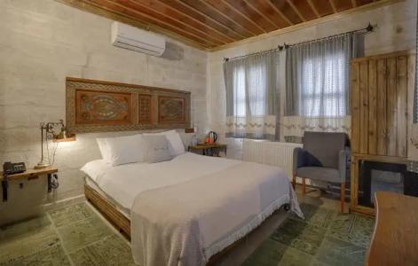 Henna-Adults Only - 118