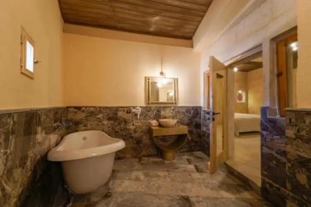 Henna-Adults Only - 204