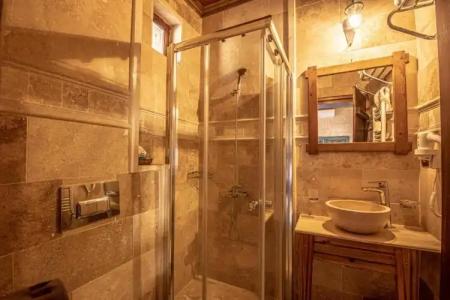 Henna-Adults Only - 134