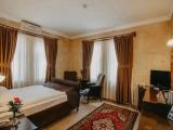 Deluxe Stone Quadruple room