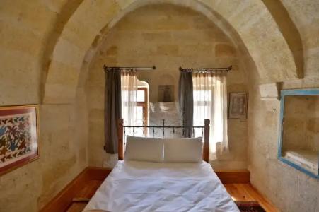 Kookaburra Pension - 66