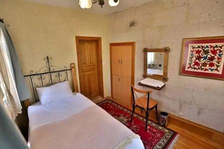 Kookaburra Pension - 28