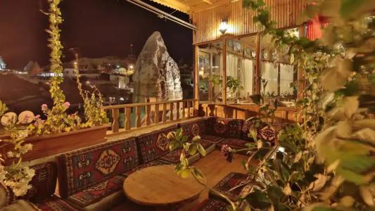 Kookaburra Pension - 22