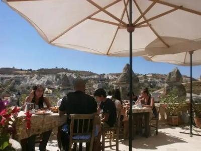 Kookaburra Pension - 20