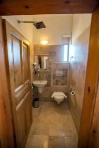 Kookaburra Pension - 10