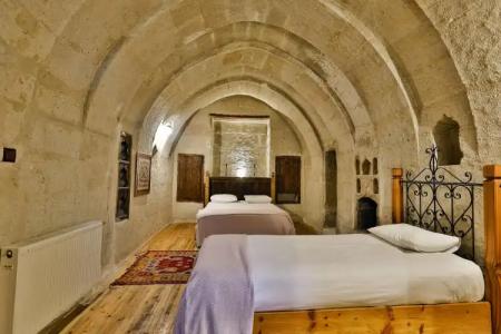 Kookaburra Pension - 14