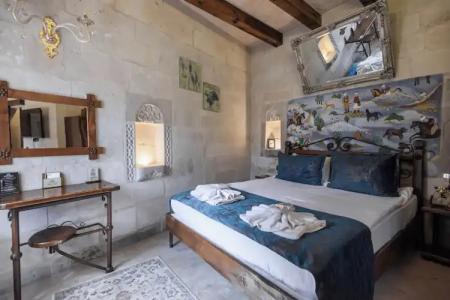 The Dorm Cave By Travellers - 44