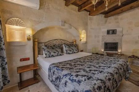 The Dorm Cave By Travellers - 23