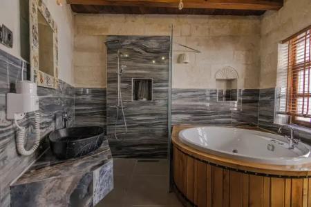 The Dorm Cave By Travellers - 22