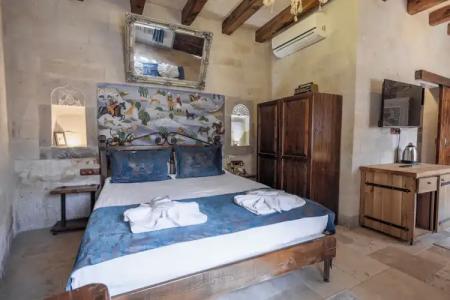 The Dorm Cave By Travellers - 47