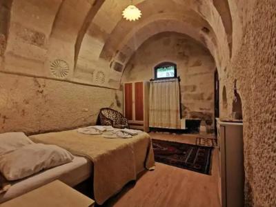 Falcon Cave Suites - 125