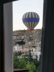 Falcon Cave Suites - 108