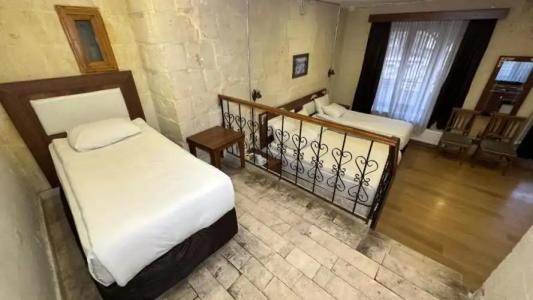 Zeynep Hanim Konagi - 114