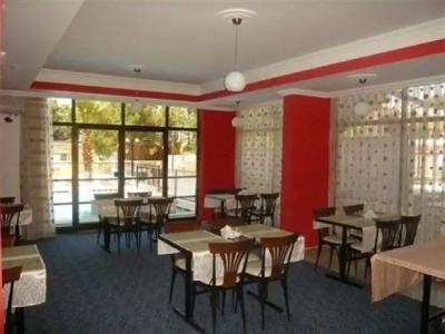 Status - Bed & Breakfast - 15